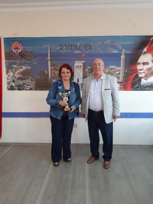 Cumhuriyet Özel Ödülü Meral Çatal